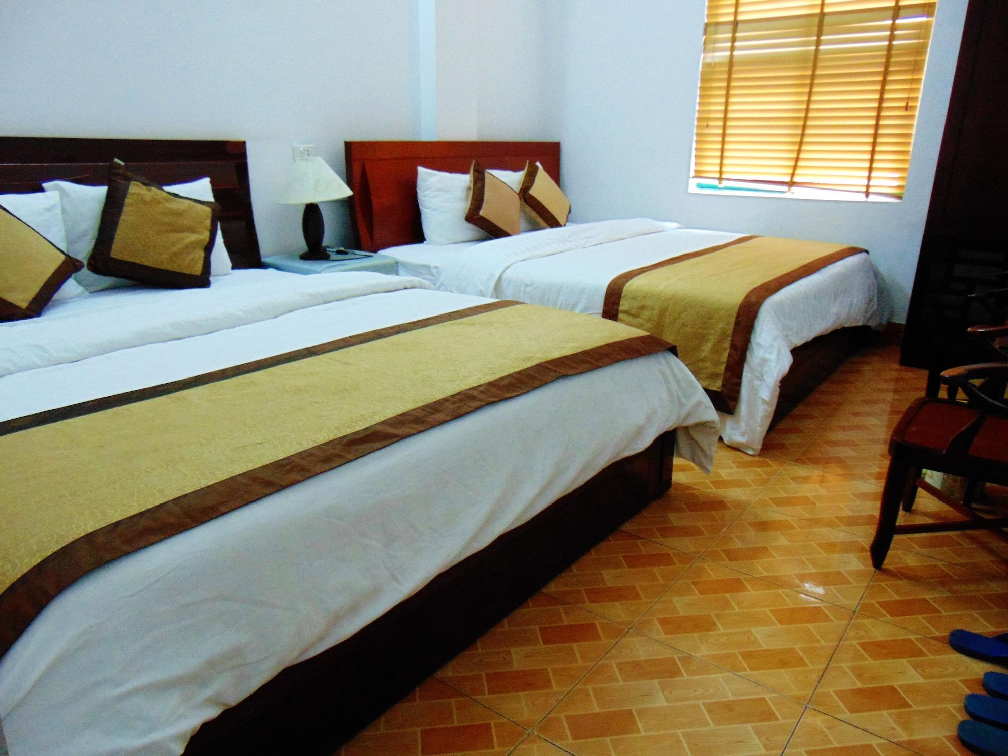 Alex Ha Long Hotel Exterior photo