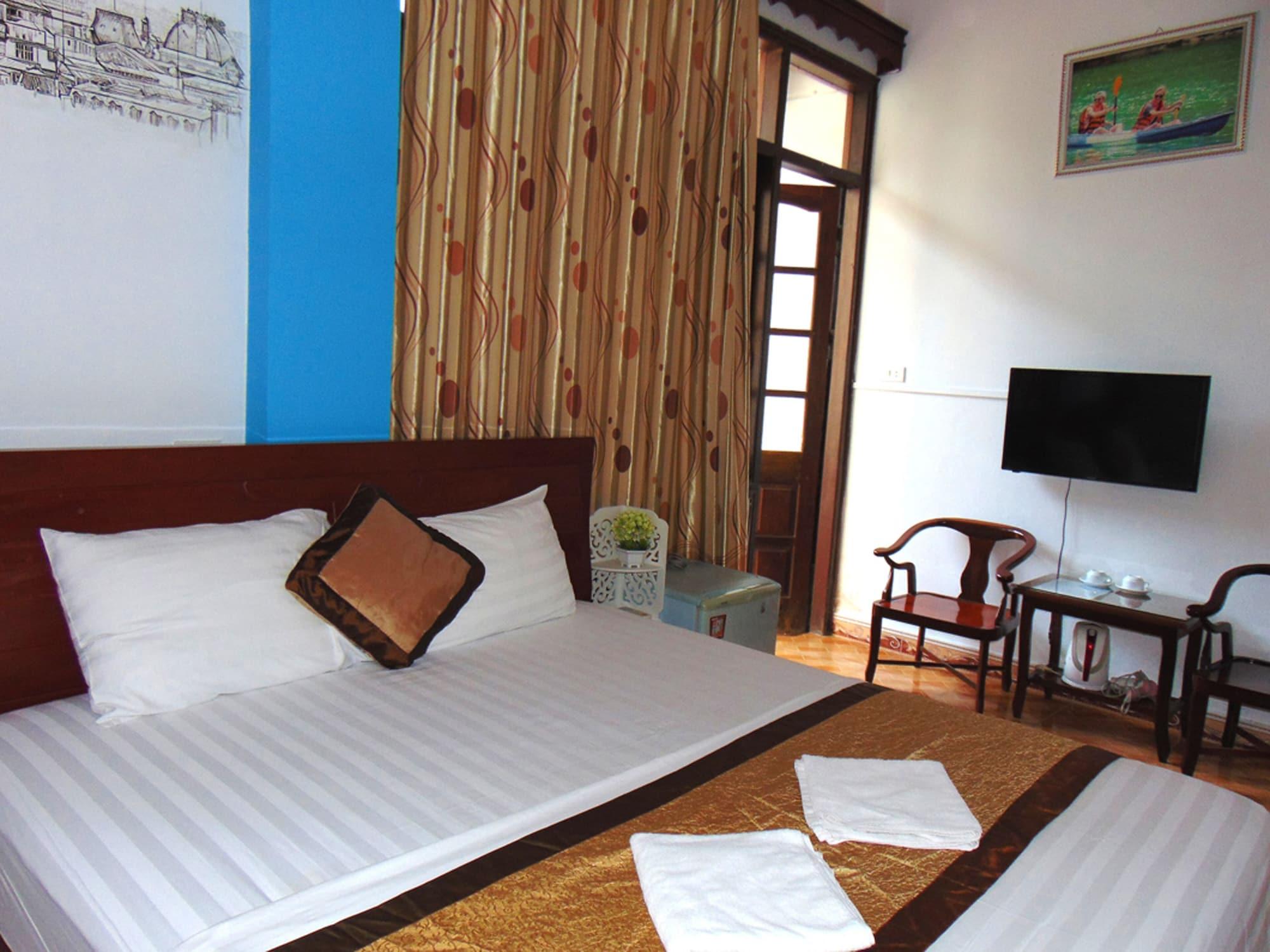 Alex Ha Long Hotel Exterior photo