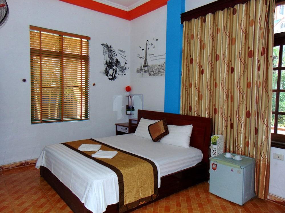 Alex Ha Long Hotel Exterior photo